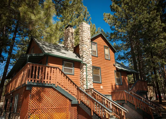 Lake Tahoe Resorts3 Peaks & Beach Club